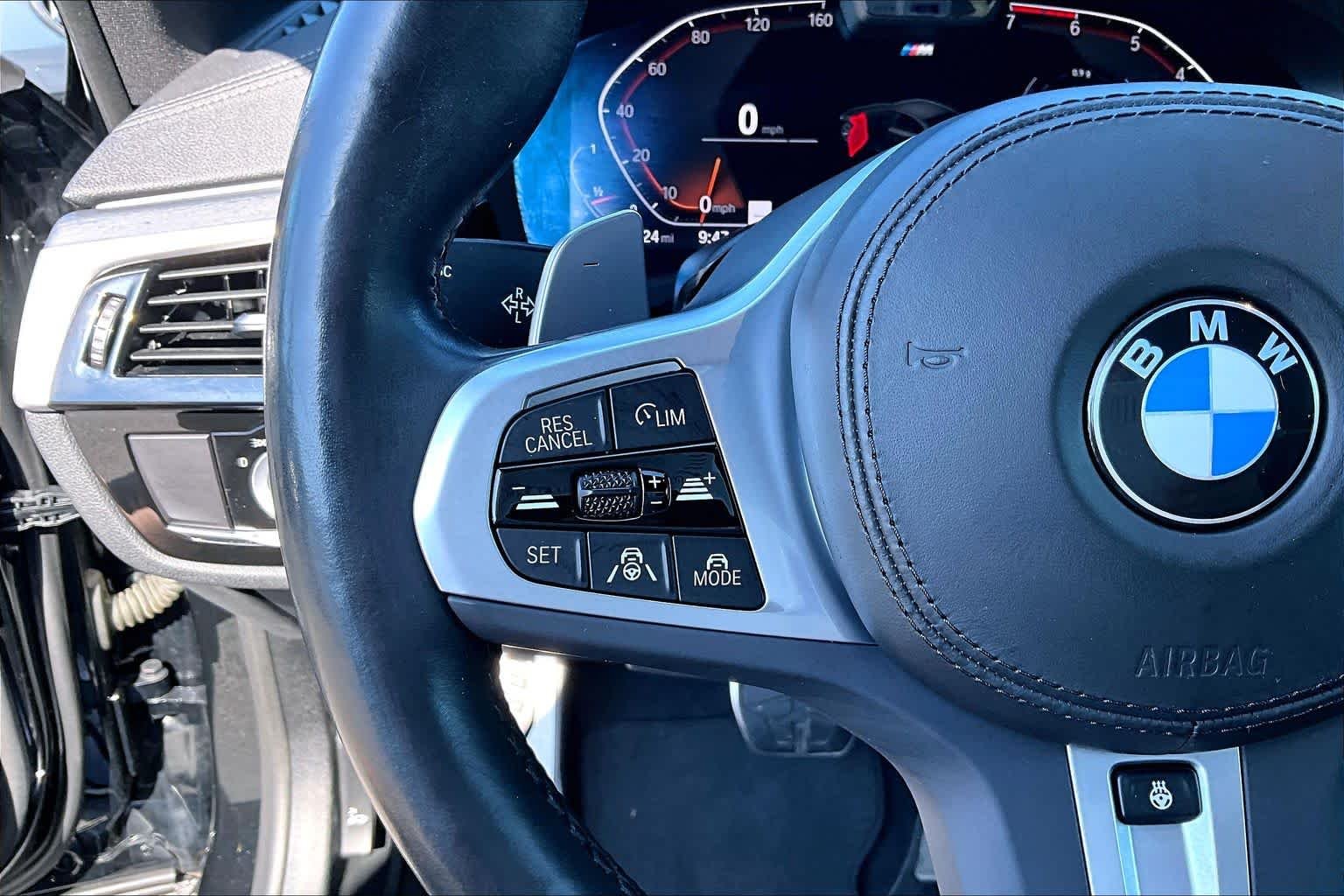 Used 2022 Black Sapphire Metallic BMW 530i image 23