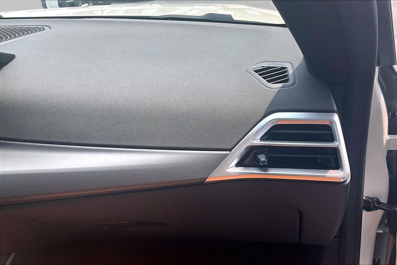 2025 BMW 2 Series 17