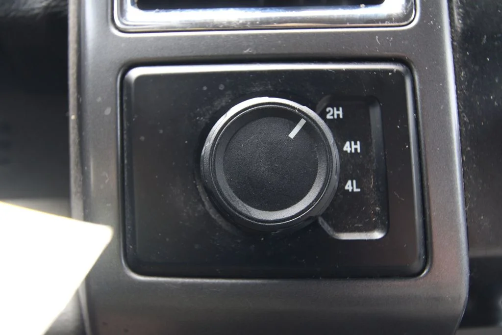 Used 2015 Red Ford XLT image 12