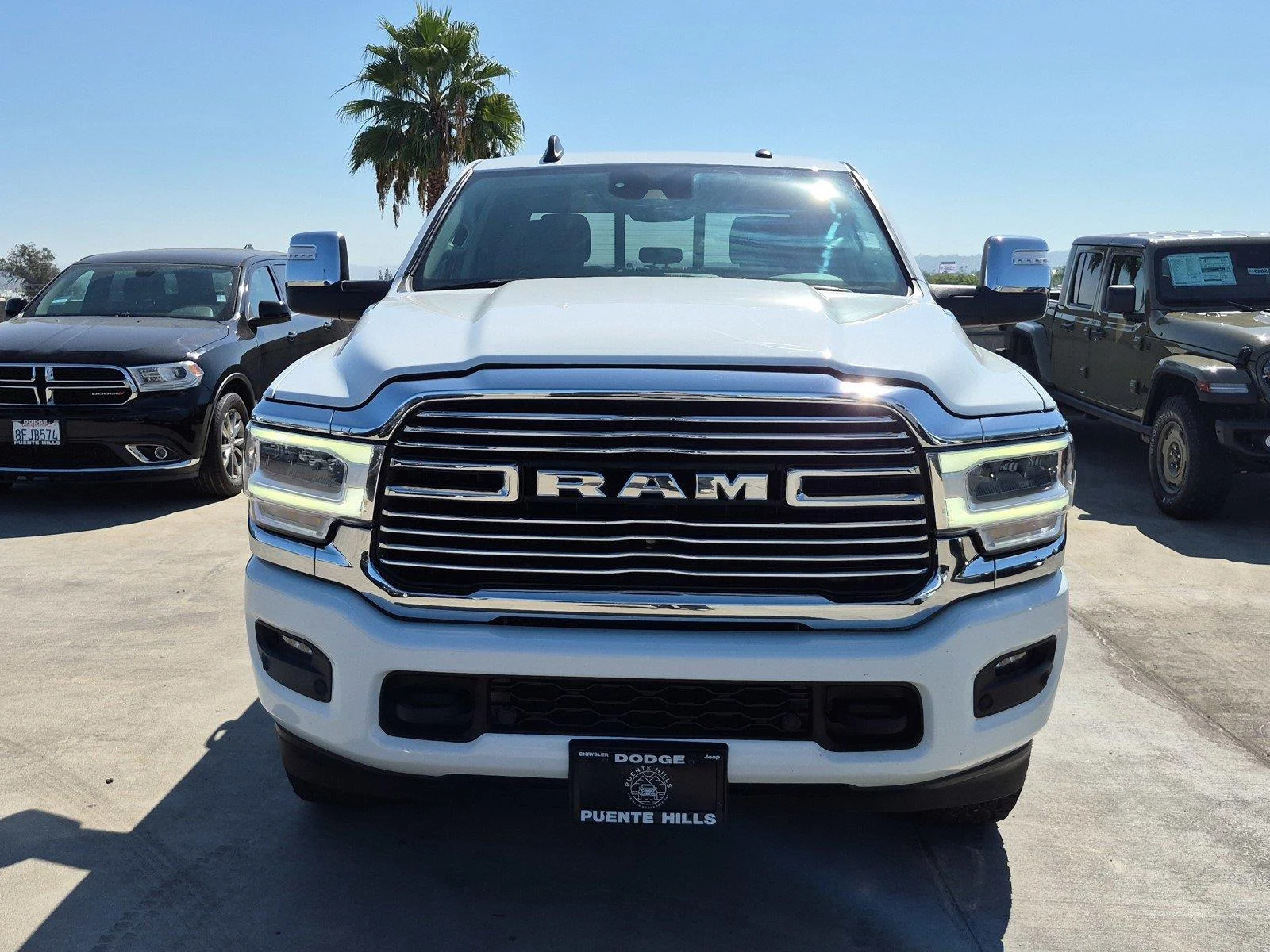 Used 2024  RAM TRUCK LARAM image 2