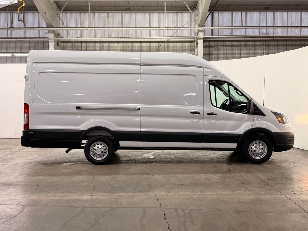 New 2026 White Ford Base image 8
