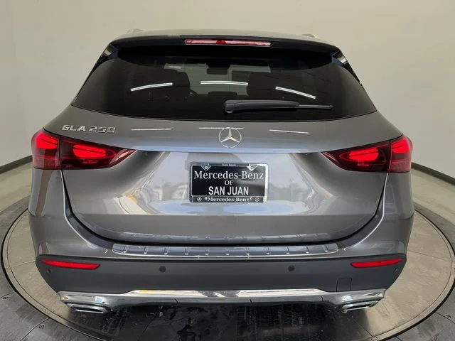 New 2026 Mountain Grey Metallic Mercedes-Benz GLA 250 image 12