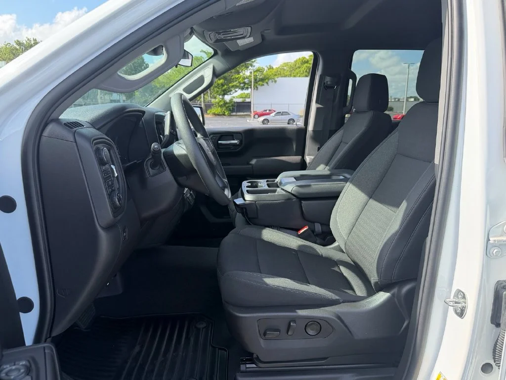 Used 2024 White Chevrolet Custom Trail Boss image 9