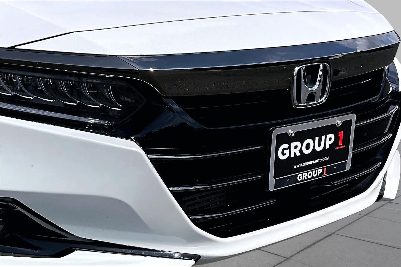 Used 2022 Platinum White Pearl Honda Sport SE image 28