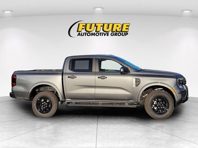 New 2025 Carbonized Gray Metallic Ford XLT image 33