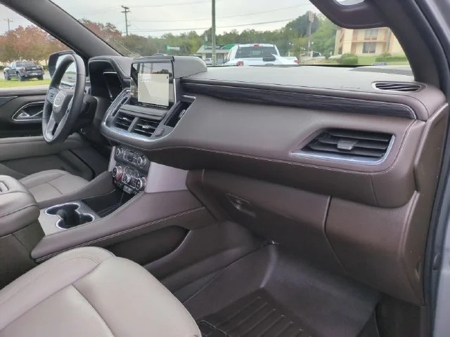 Used 2023 Silver GMC SLT image 38