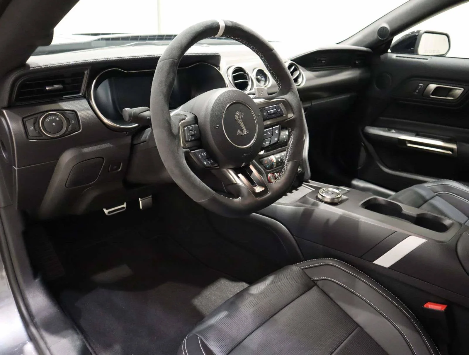 Used 2021 Carbonized Gray Metallic Ford Shelby GT500 image 20