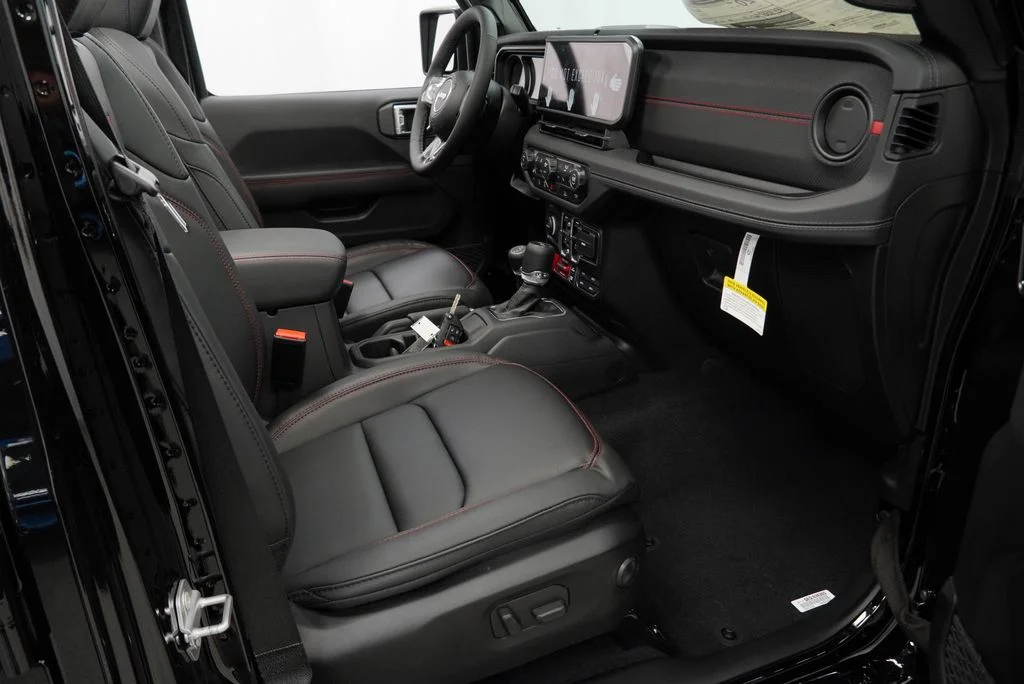 New 2026 Black Clear-Coat Exterior Paint Jeep Rubicon image 35