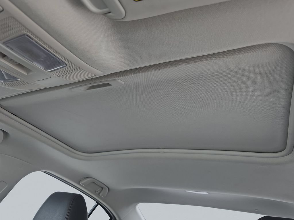 Used 2015 Snowflake White Pearl Mica Mazda s Grand Touring Tech Package image 31