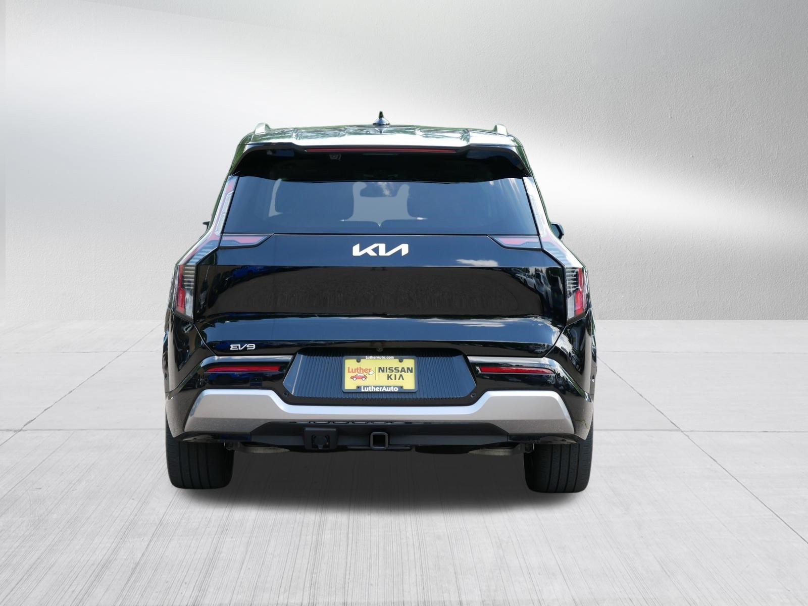 Certified Used 2024 Aurora Black Pearl Kia Land image 6
