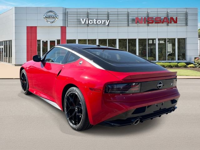 New 2027 Solid Red / Super Black Two-tone Nissan Performance image 5