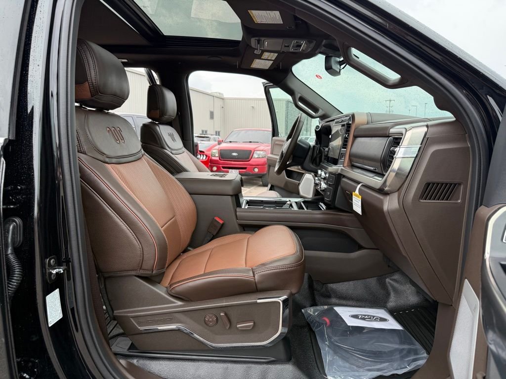 New 2026 Agate Black Metallic Ford F-250® King Ranch® image 16
