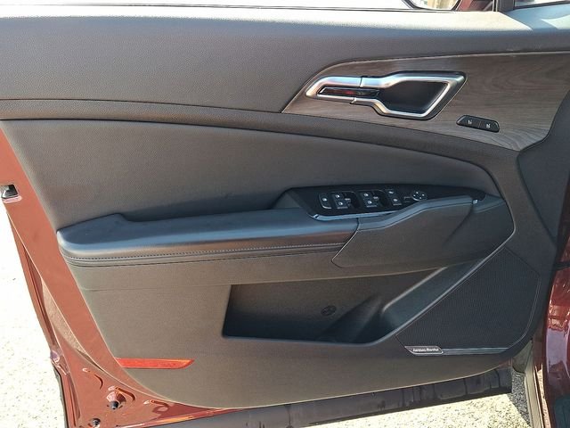 Used 2023 Red Kia X-Pro Prestige image 23