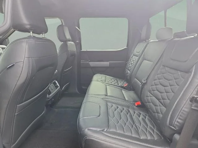 New 2026 Carbonized Gray Metallic Ford XLT image 32
