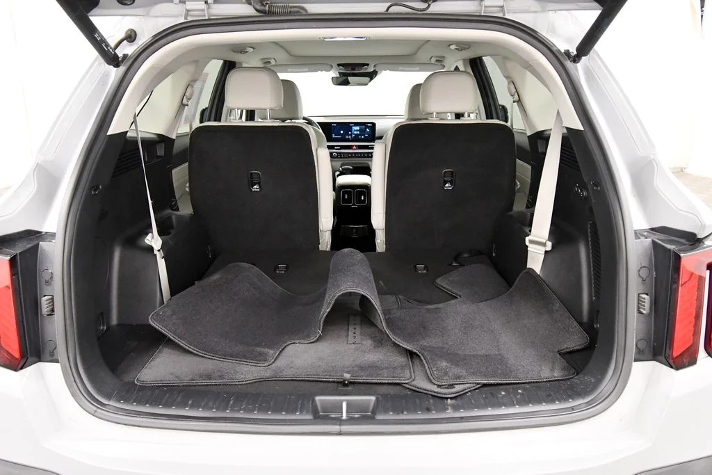 Certified Used 2025 Gray Kia X-Line SX image 7