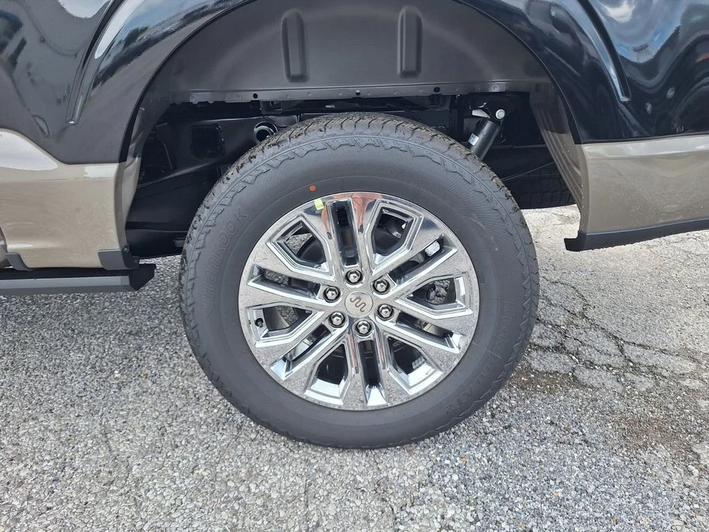 New 2026 Agate Black Metallic Ford King Ranch® image 15