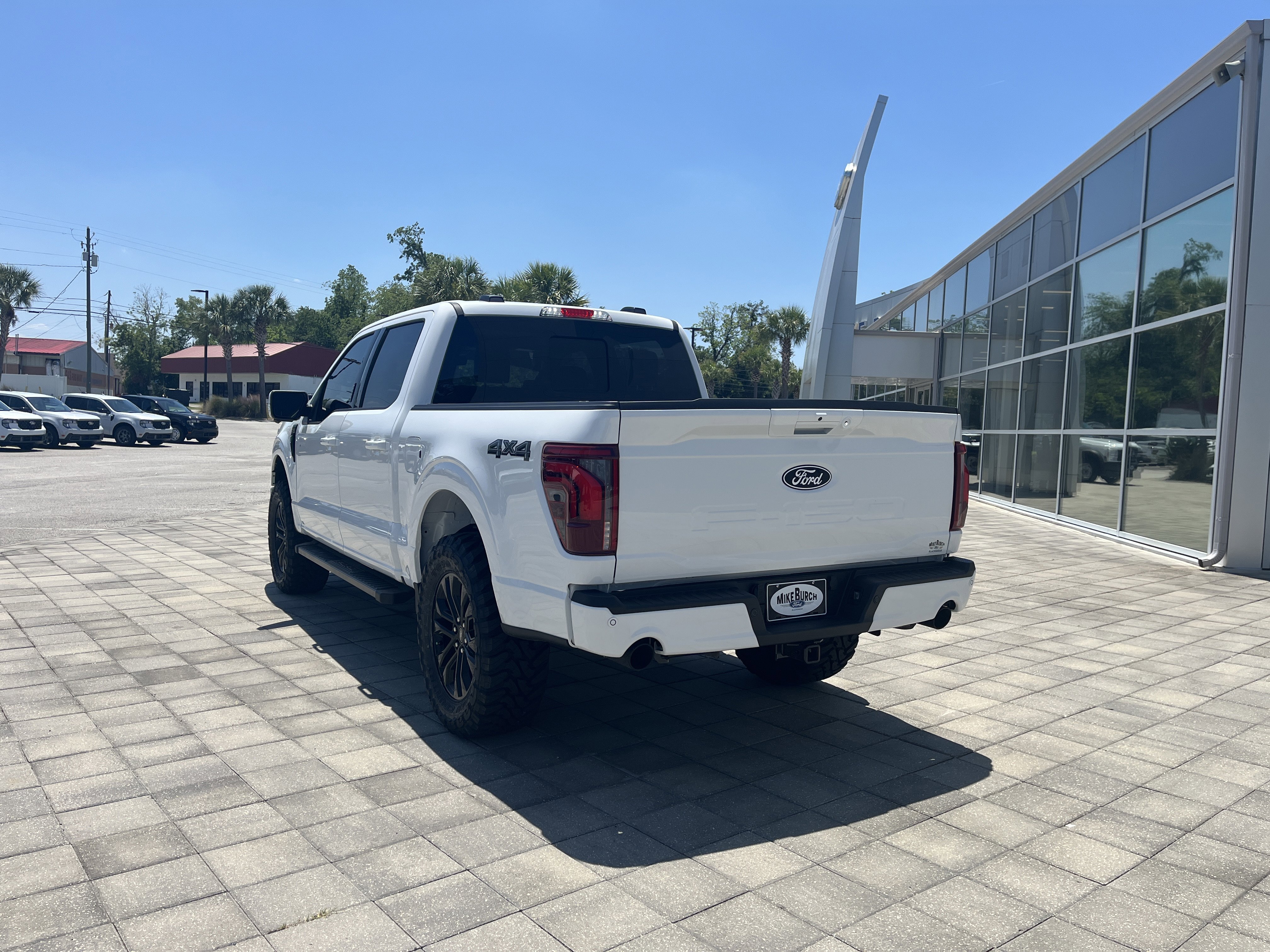 New 2026 Oxford White Ford Lariat® image 4