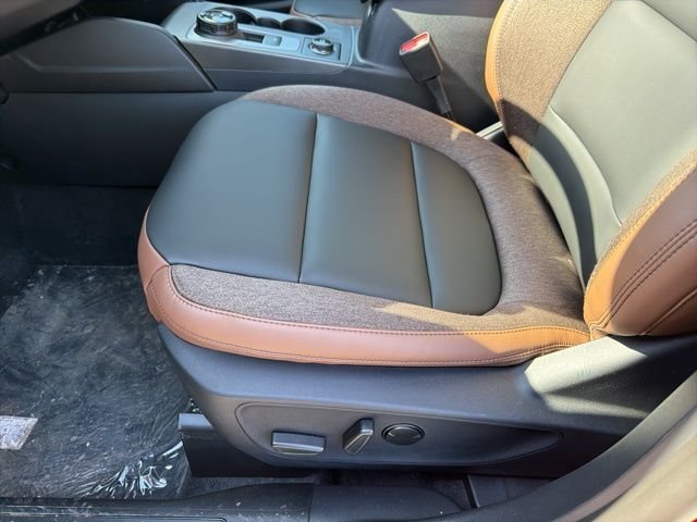 New 2026 Ruby Red Metallic Tinted Clearcoat Ford Outer Banks® image 15