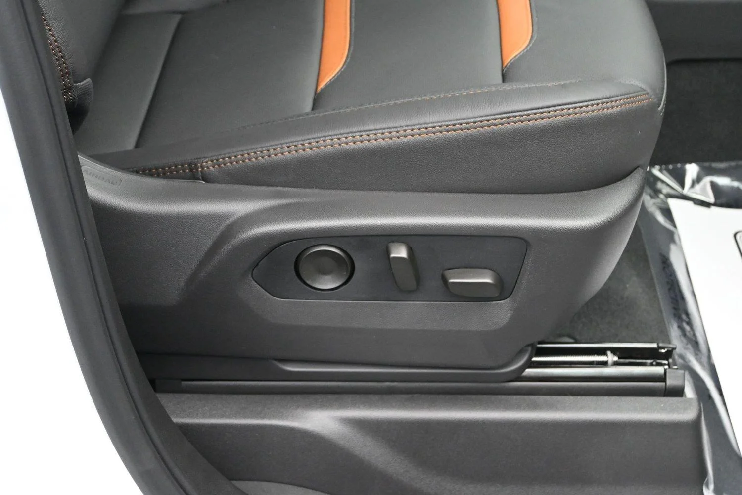 2026 GMC Sierra 1500 AT4 - Photo 10