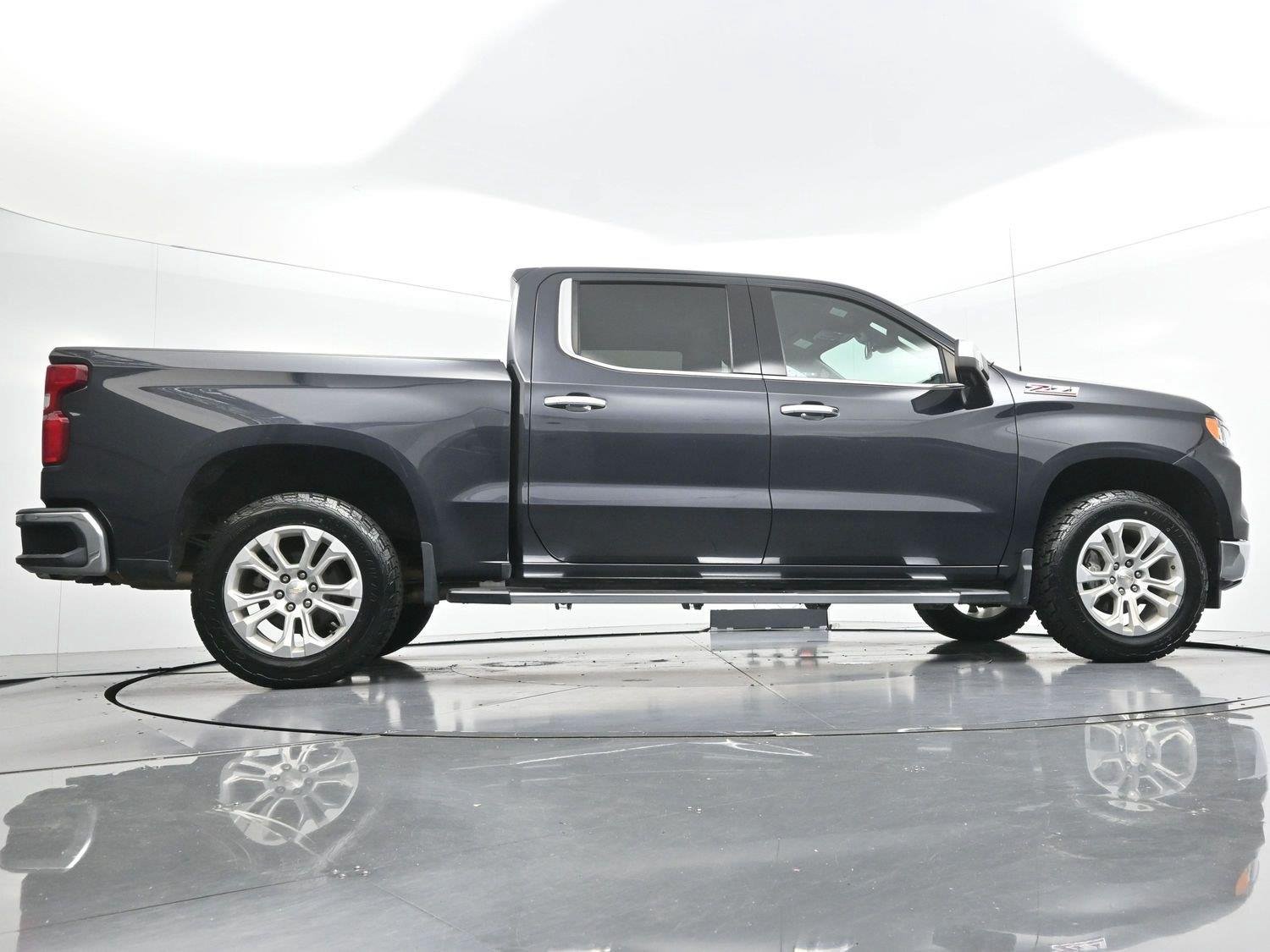 Used 2022 Dark Ash Metallic Chevrolet LTZ image 48