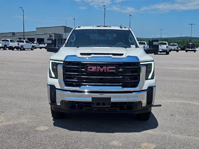 2025 GMC Sierra 3500 Chassis Cab Pro - Photo 8