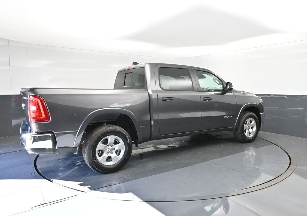 New 2026 Granite Crystal Metallic Clearcoat RAM Big Horn/Lone Star image 15