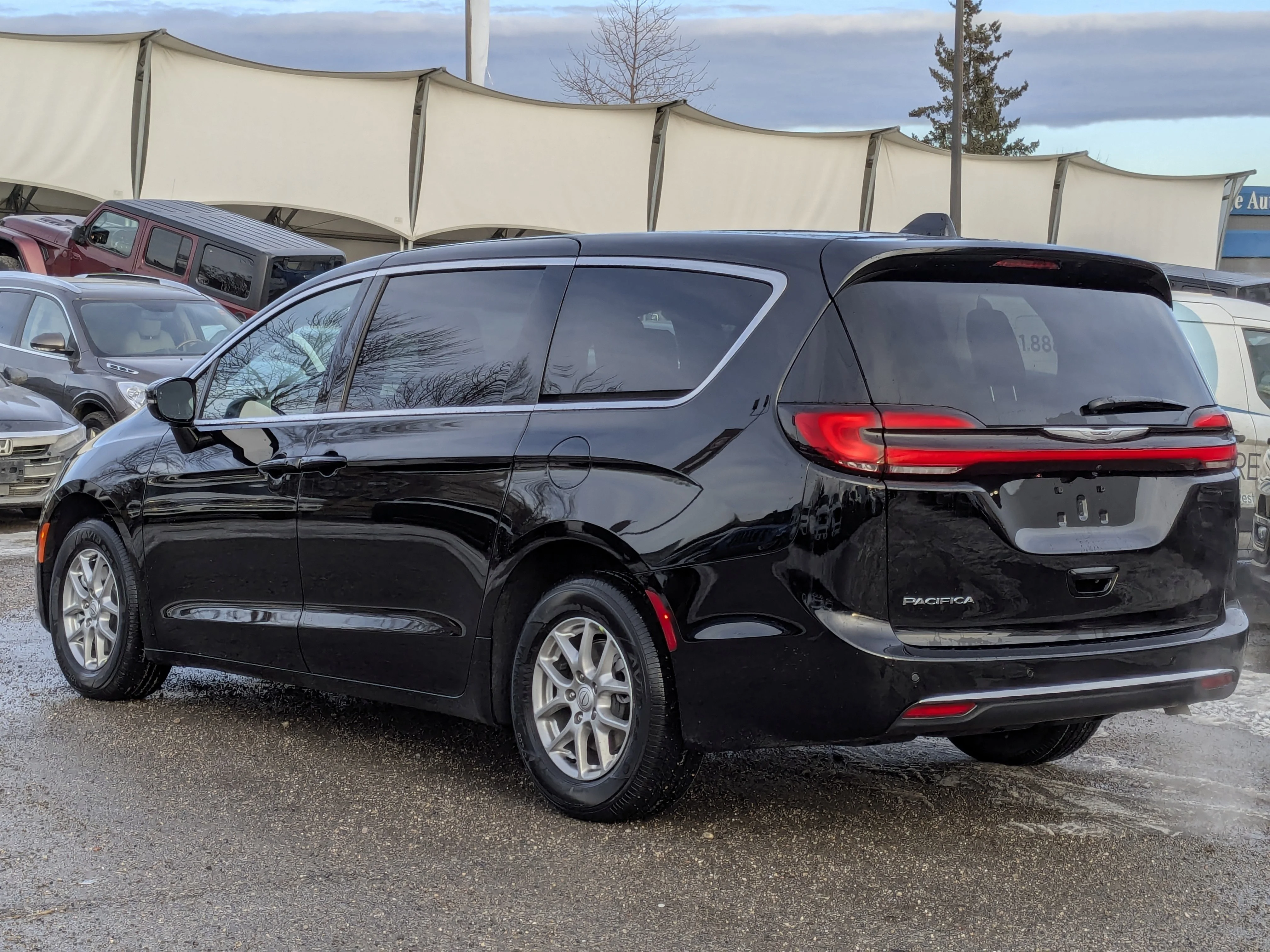 New 2026 Black Chrysler Select - Capri Leather - Power Sliding Doors - Stow & Go & Tons More! image 6