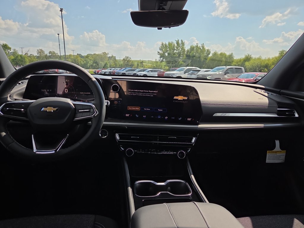 2027 Chevrolet Traverse LT - Photo 9
