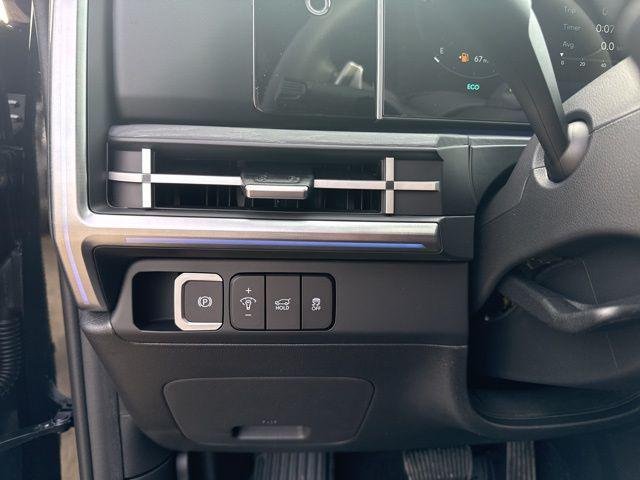 New 2026 Phantom Black Hyundai Limited image 27