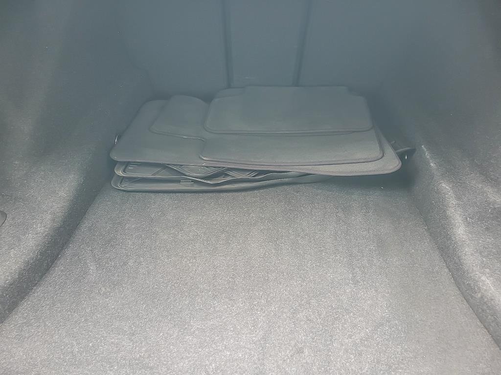 2019 BMW 530I - Image 19