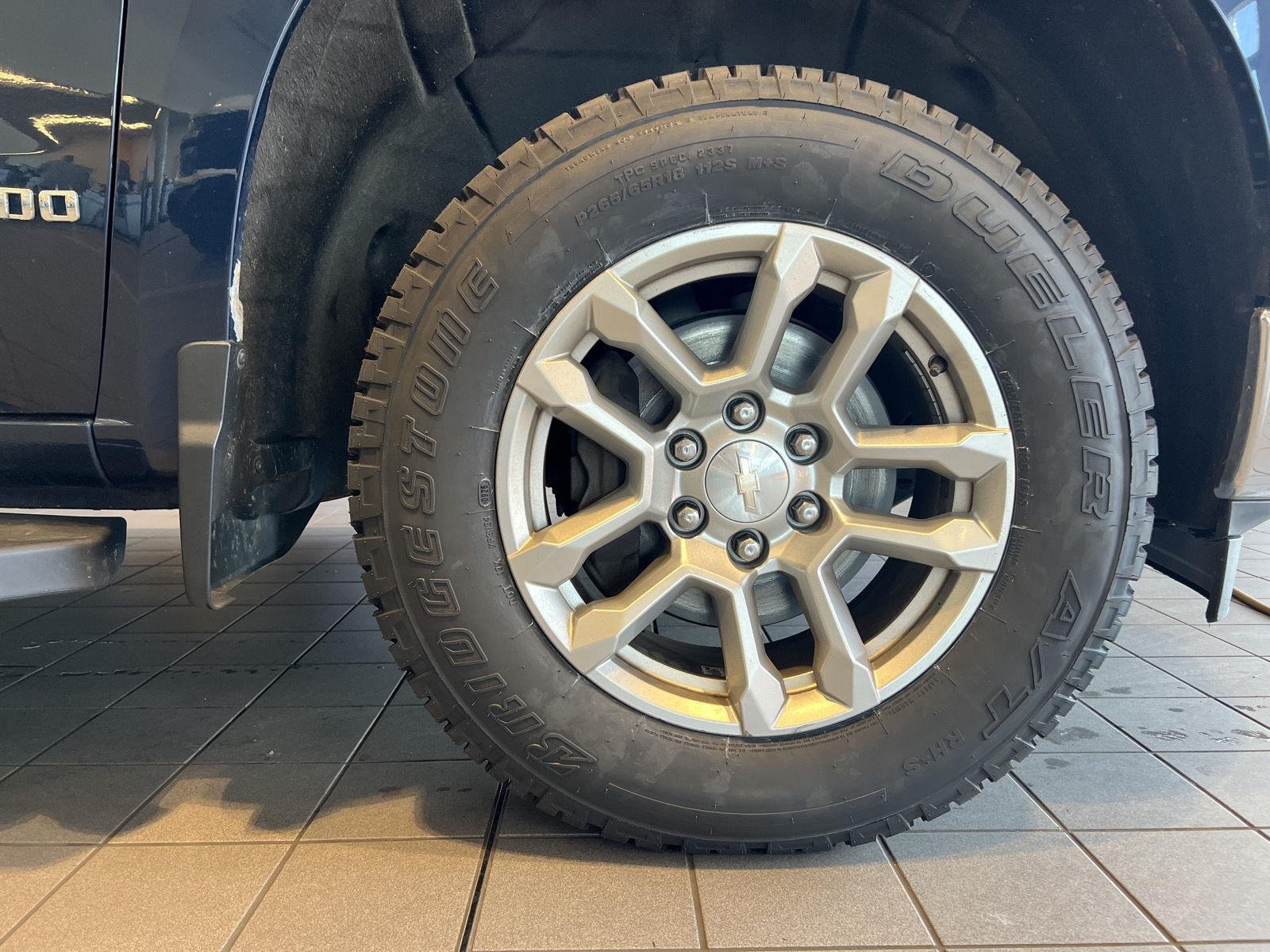 Used 2023 Northsky Blue Metallic Chevrolet LT image 14