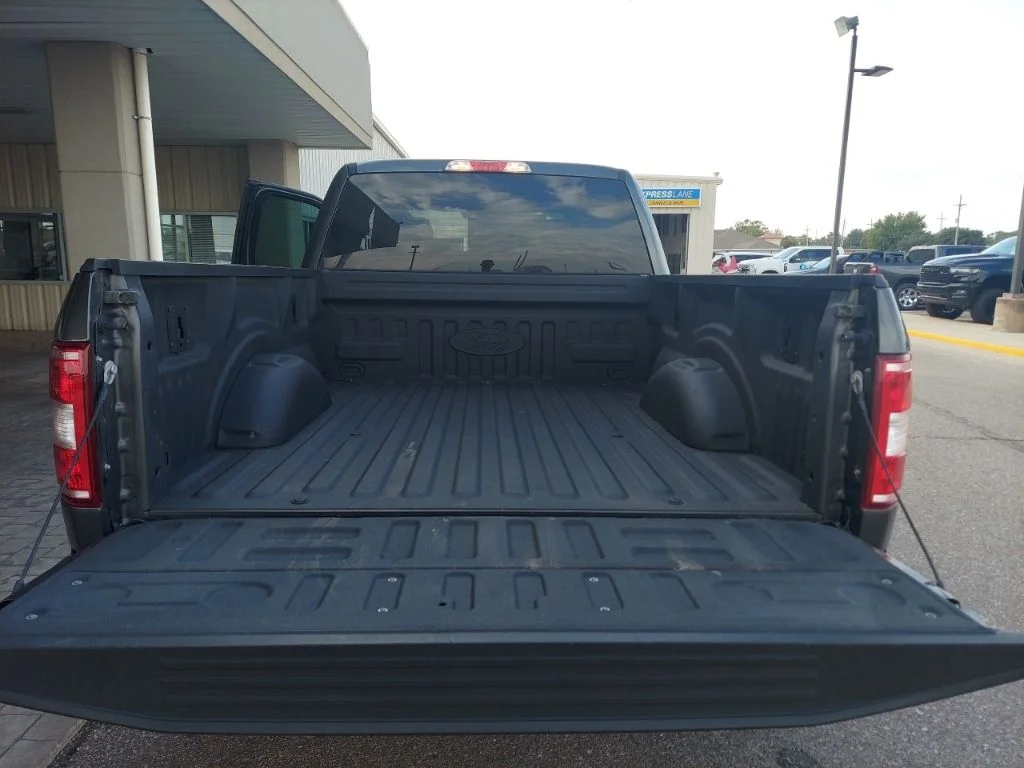 Used 2020 Gray Ford XL image 11