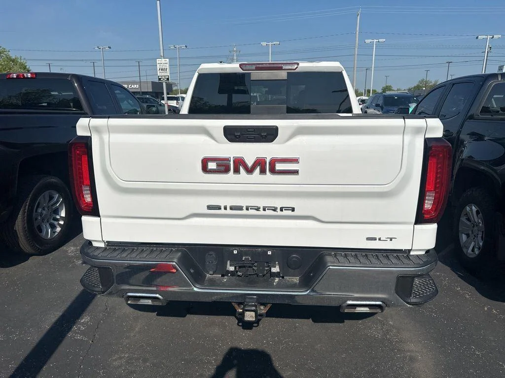 Used 2023 Summit White GMC SLT image 3