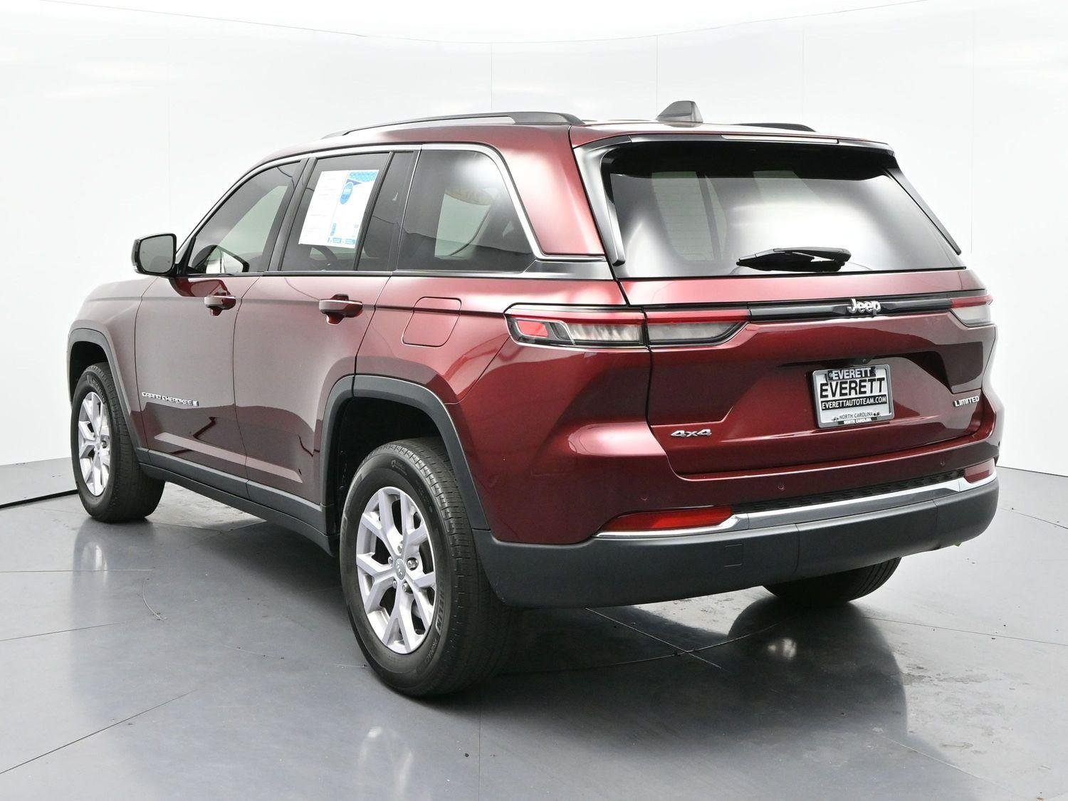 Used 2022 Red Jeep Limited image 5