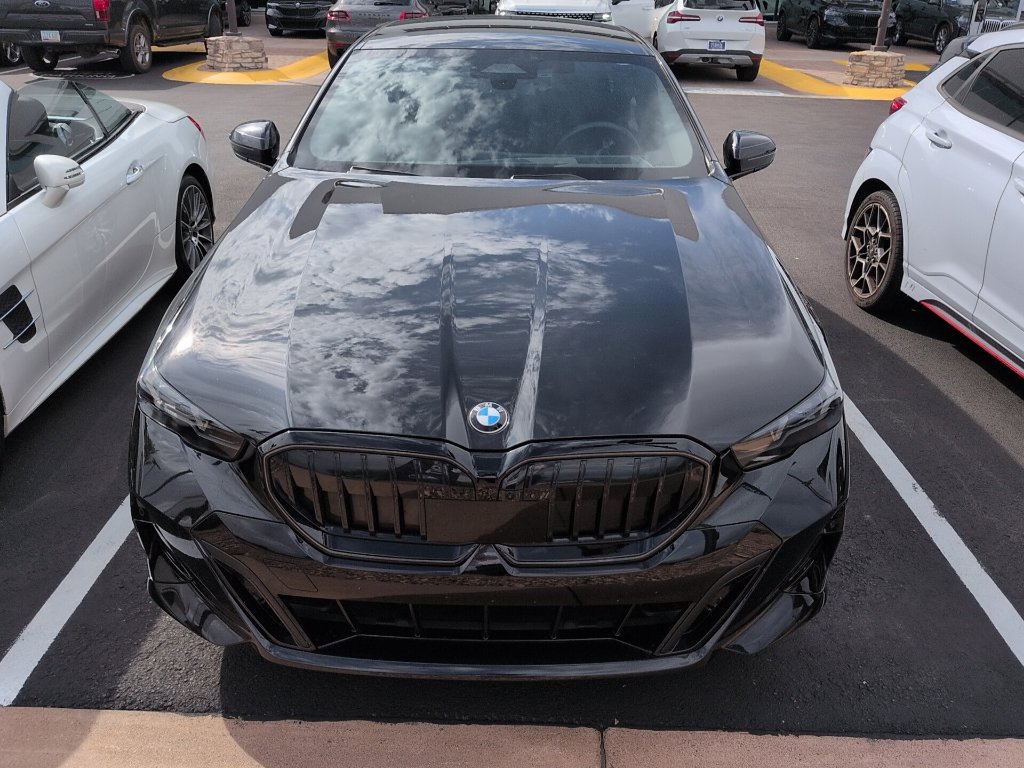 Used 2024 Black Sapphire Metallic BMW 530i image 2