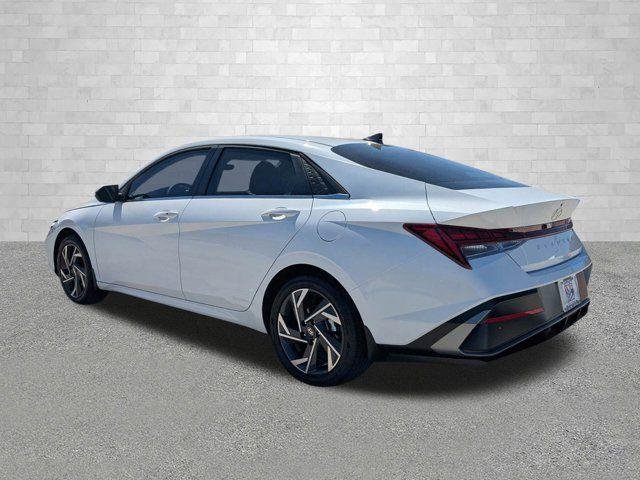 2025 Hyundai Elantra SEL - Photo 31
