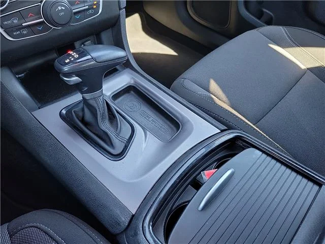 Used 2022 Gray Dodge SXT Rear-Wheel Drive image 18