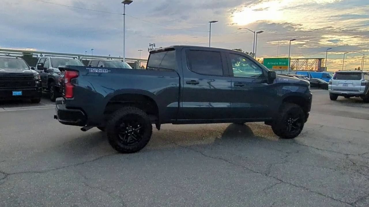 Used 2022 SHADOW GRAY METALLIC Chevrolet Custom Trail Boss image 8