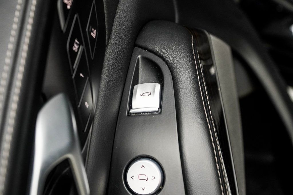 Used 2025 Black BMW xDrive40i image 36