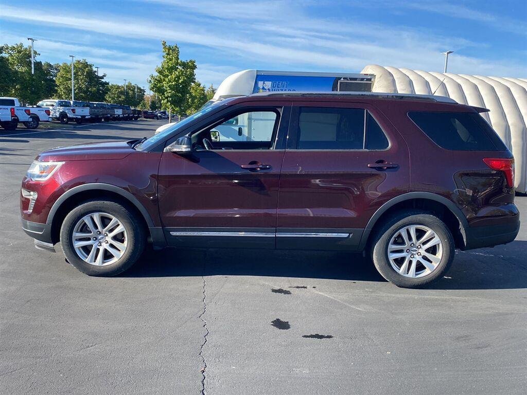Used 2018 Burgundy Velvet Metallic Tinted Clearcoat Ford XLT image 8
