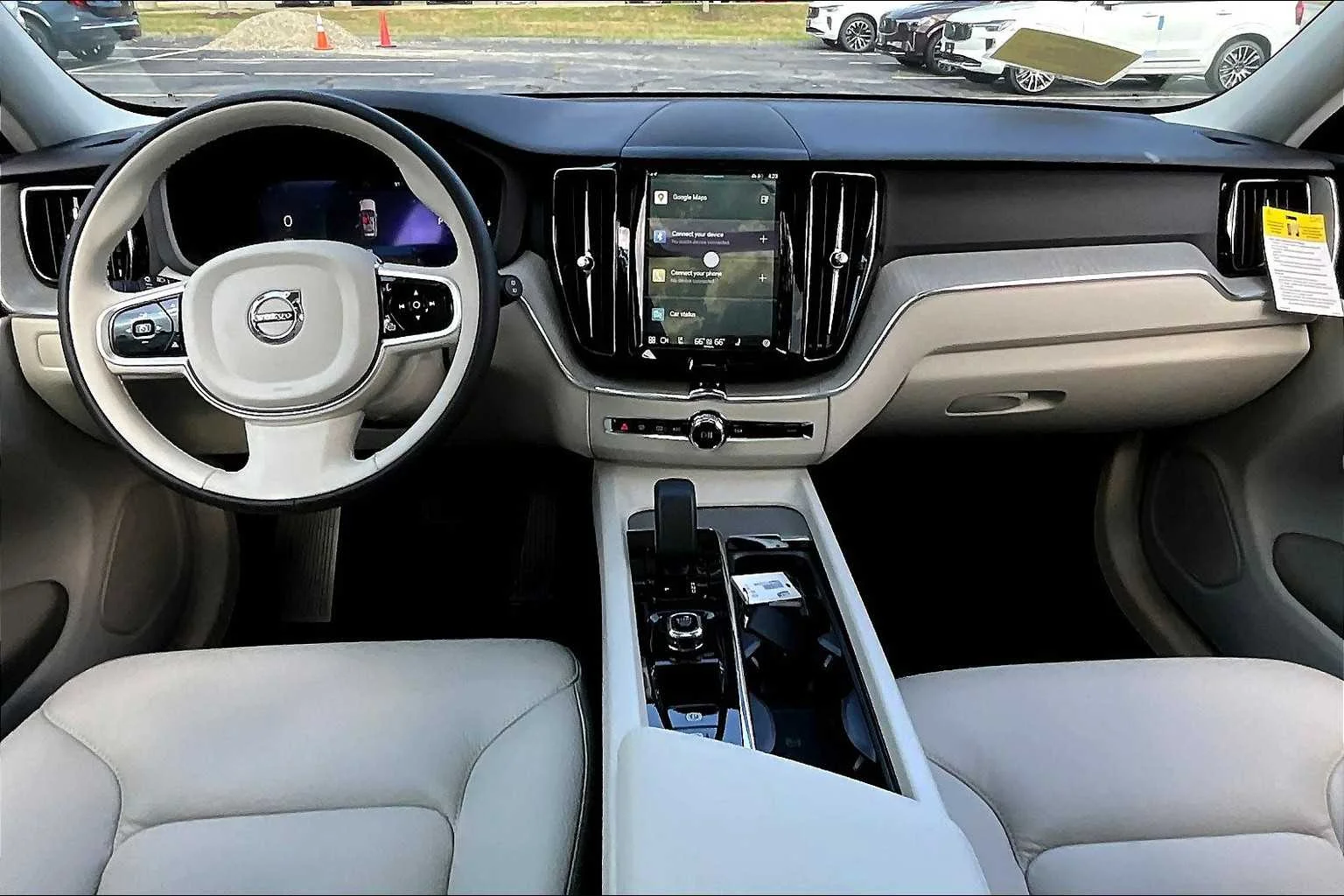 2025 Volvo XC60 Plus - Photo 7