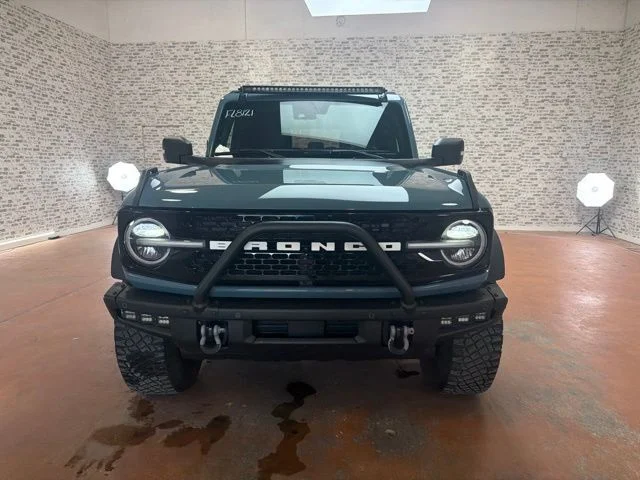 Used 2022 Gray Ford Wildtrak image 2