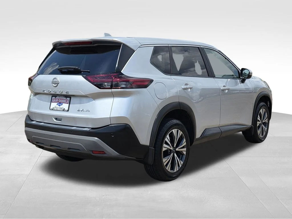 Used 2023 Silver Nissan SV image 6