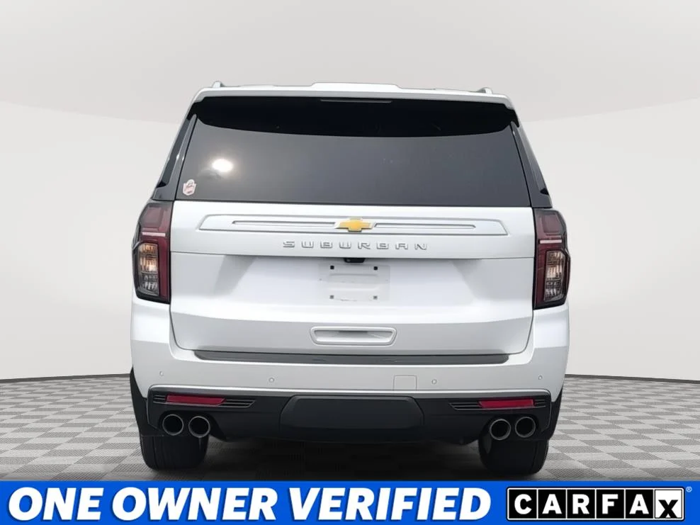 Used 2023 Iridescent Pearl Tricoat Chevrolet High Country image 4