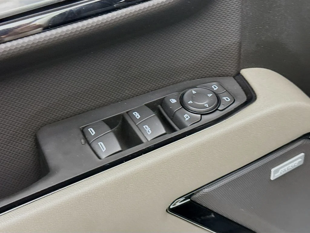 Used 2026 White Chevrolet ZR2 image 19