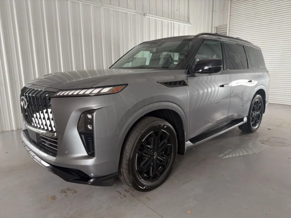 2026 INFINITI QX80 Sport 4WD's photo