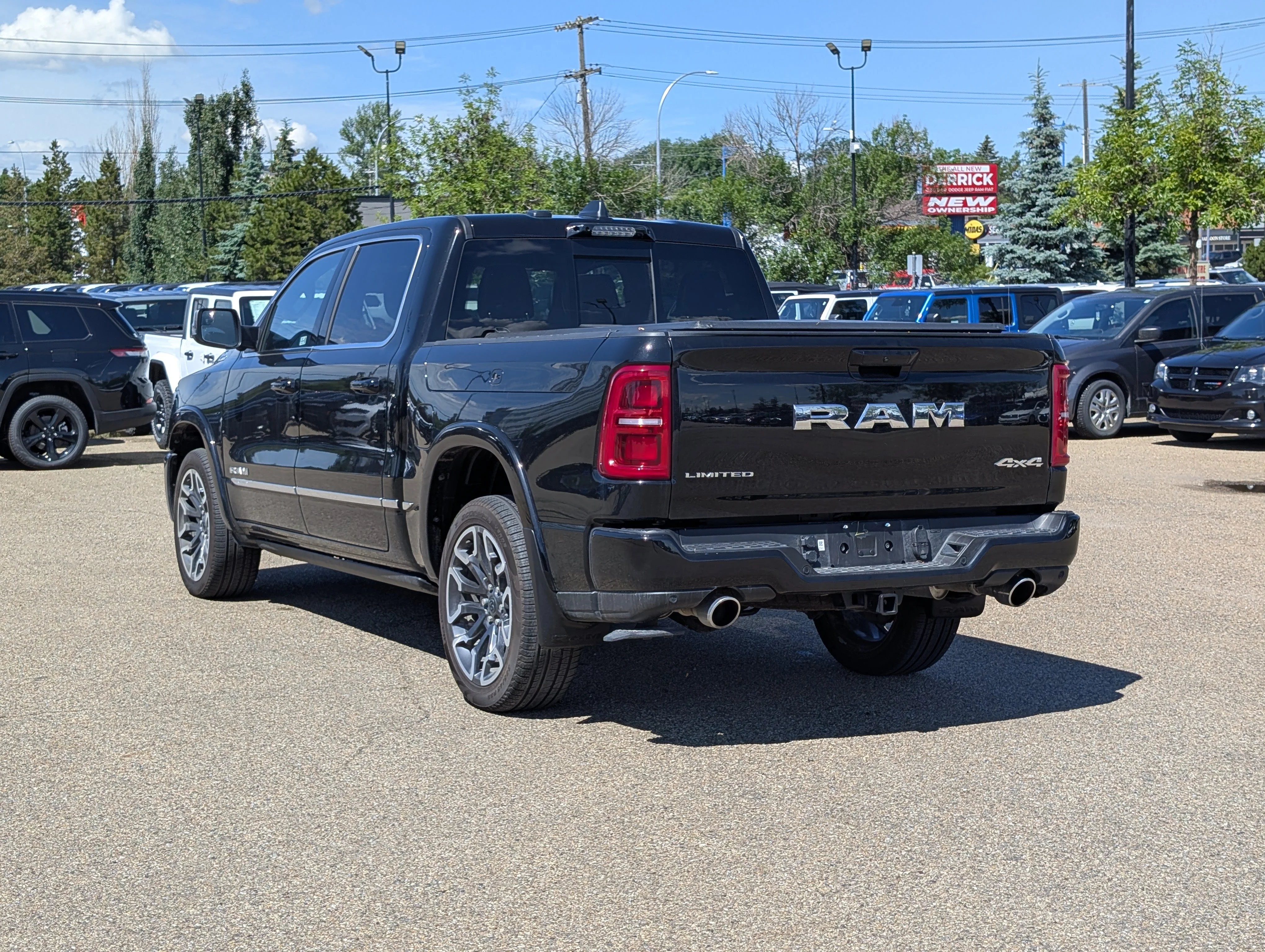 Used 2026 Diamond Black Crystal Pearl Ram Limited image 4