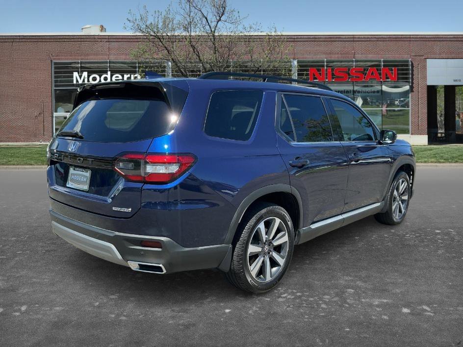 Used 2023 Blue Honda Touring image 4