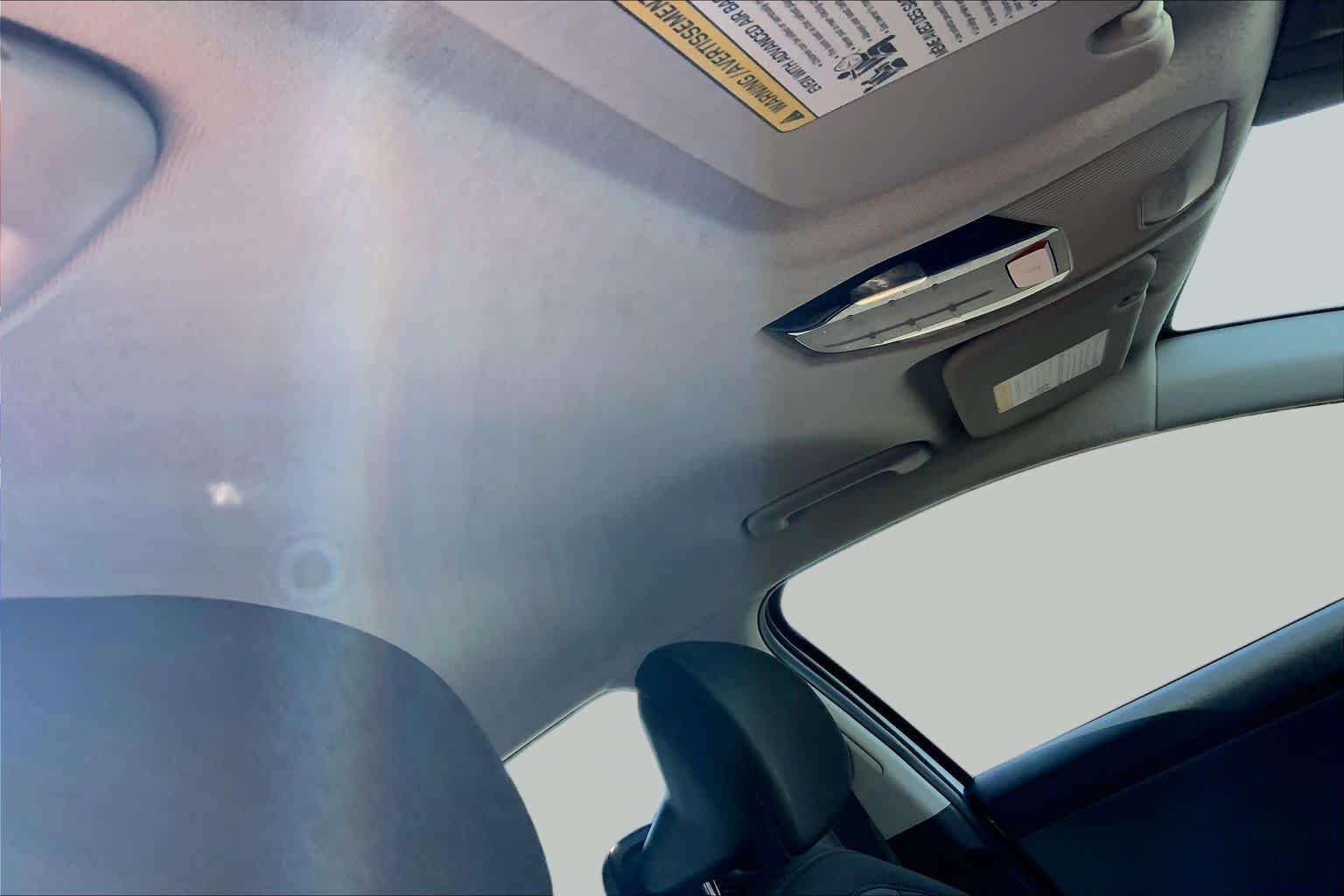 Used 2025 Snow White Pearl Kia LXS image 14