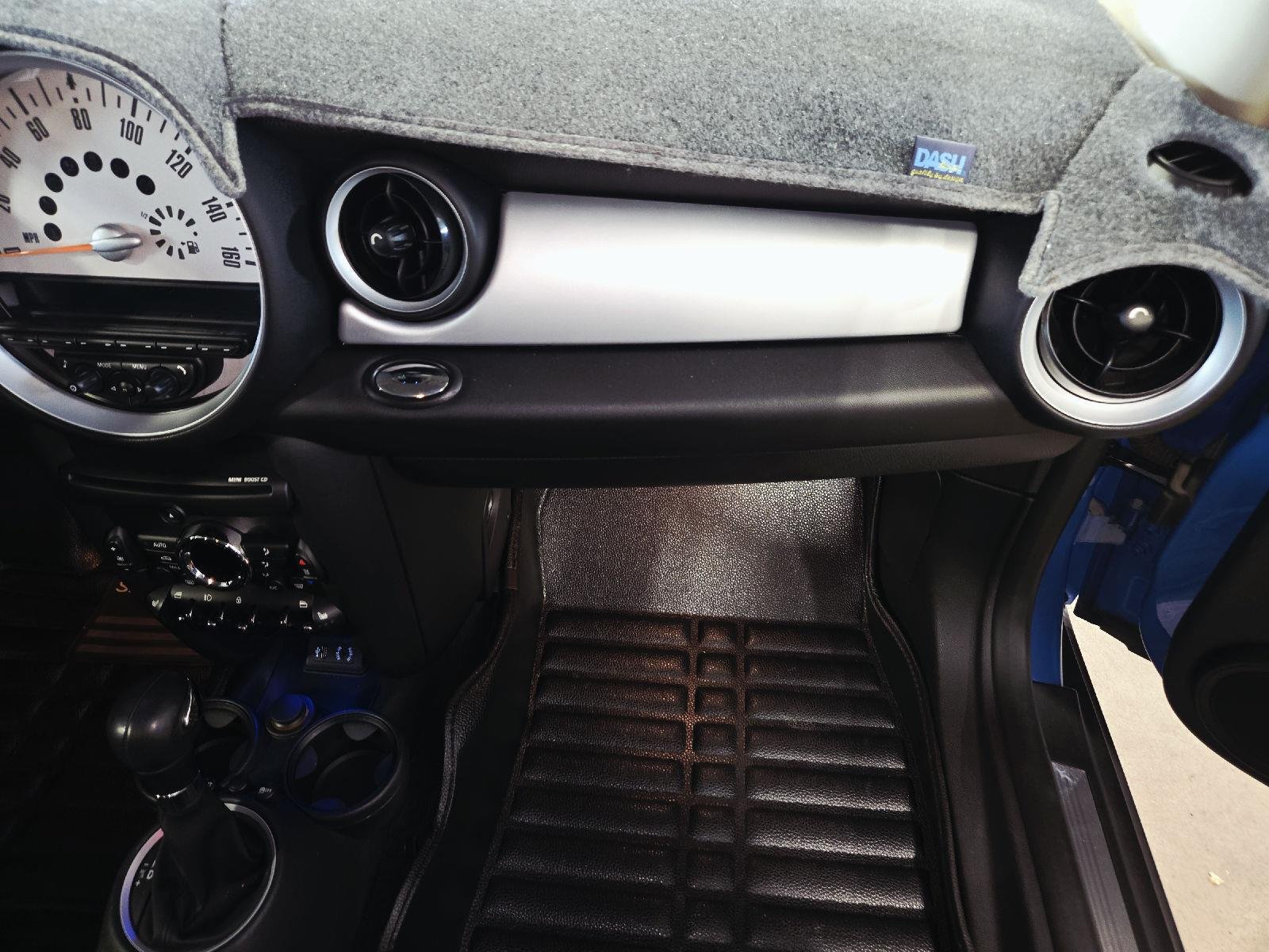 Used 2013 Reef Blue Metallic MINI CLUBVAN image 52